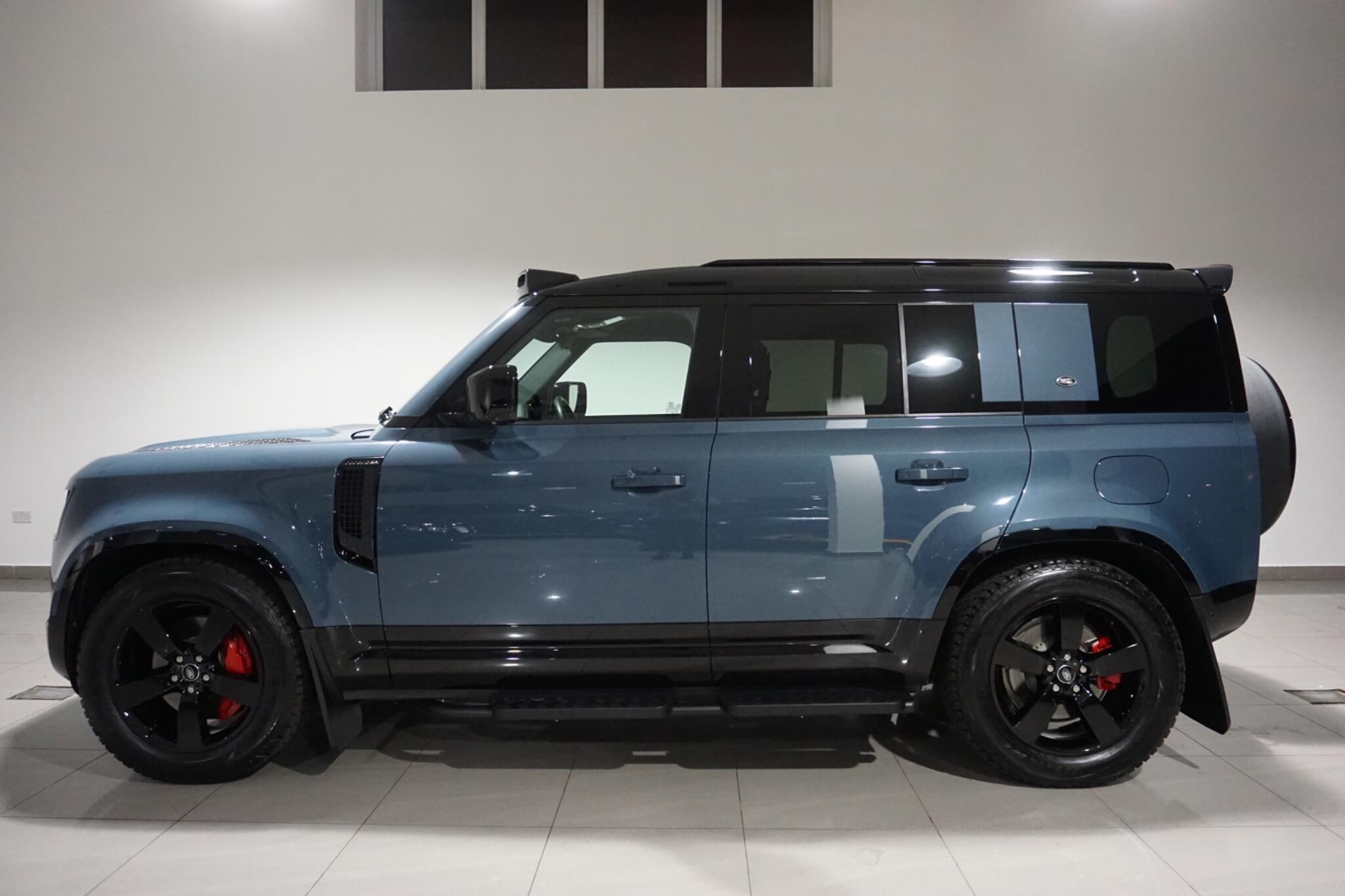 Land Rover Defender 110 2.0 P400e 15.4kWh X-Dynamic HSE SUV 5dr Petrol Plug-in Hybrid Auto 4WD Euro 6 (s/s) (404 ps)